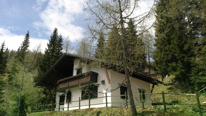 Chalet für 4 Personen, mit Garten im Bezirk Hermagor