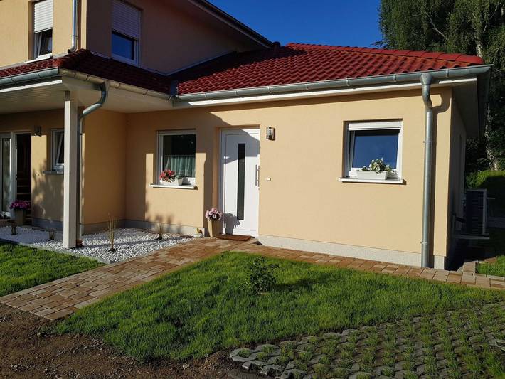 Bungalow für 3 Personen, mit Terrasse und Garten in Ahlbeck - 2