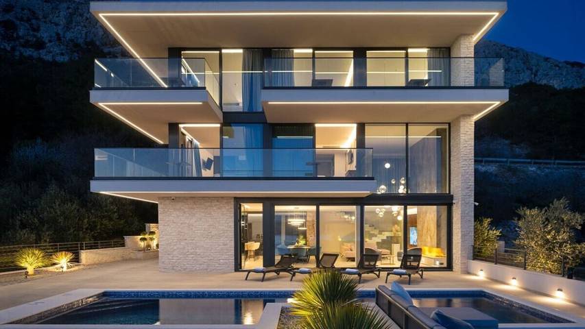 Villa pour 12 personnes, animaux acceptés à Brela