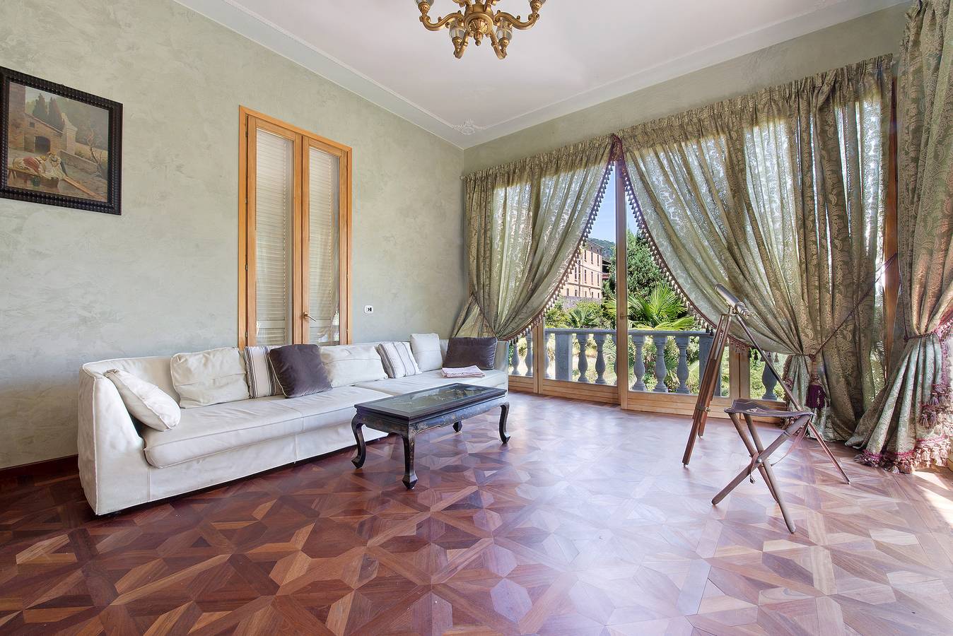 "Historic Villa Argegno Como lake", with private terrace and lake view in Dizzasco, Comune di Dizzasco