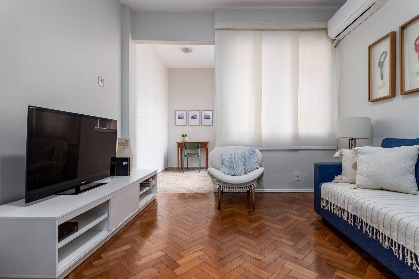 Entire apartment, 3 minutes from Ipanema beach | Pm203 in Ipanema, Rio de Janeiro