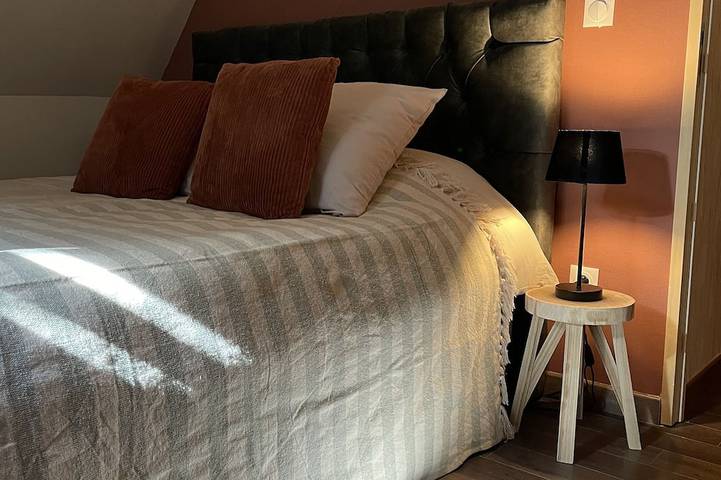 Beau Duplex Secteur st Amand les Eaux, Proche Thermes et Pasino. Parking Privé in Saint-Amand-les-Eaux, Région de Valenciennes
