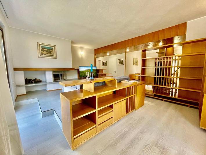 Location de vacances pour 7 personnes, avec piscine et vue ainsi que jardin et vue sur le lac dans Nesso - 4