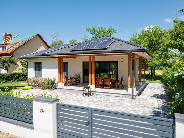 Casa de vacaciones para 6 personas, con terraza y jardín - 1