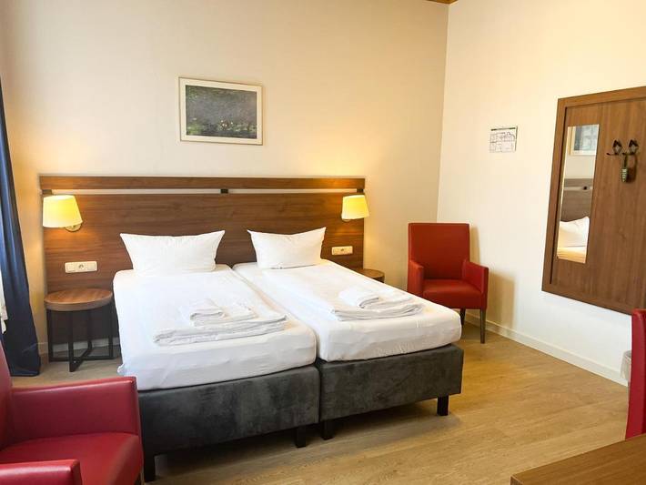 Hôtel pour 2 personnes, avec vue, animaux acceptés à Kitzingen - 3