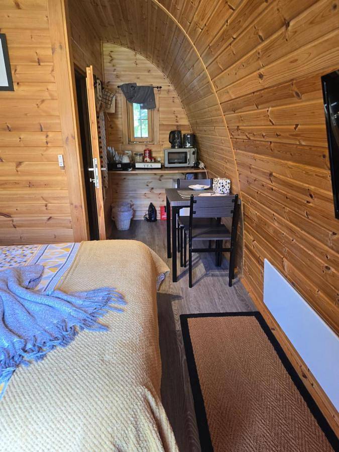 Log cabin in County Meath