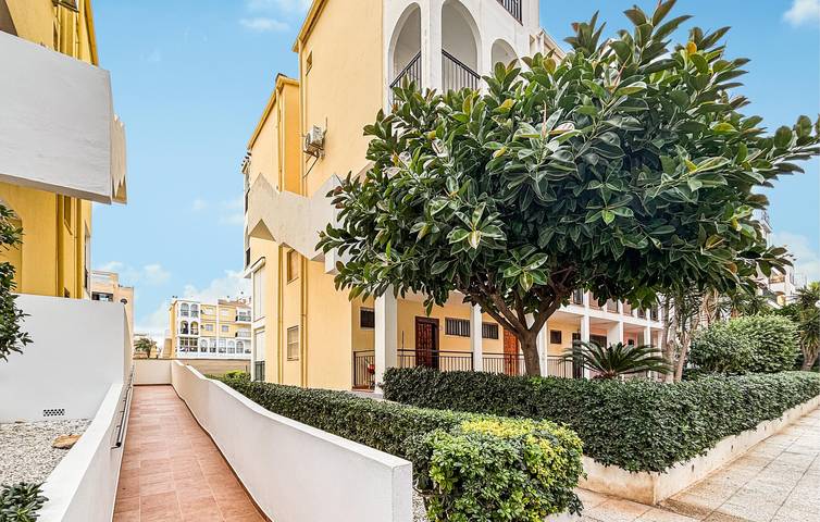 Holiday apartment for 4 people, with pets in Mar Azul Torrevieja