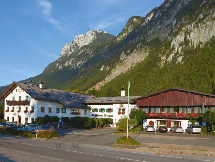 Hotel für 4 Personen, mit Sauna und Ausblick sowie Garten, mit Haustier in Ebbs