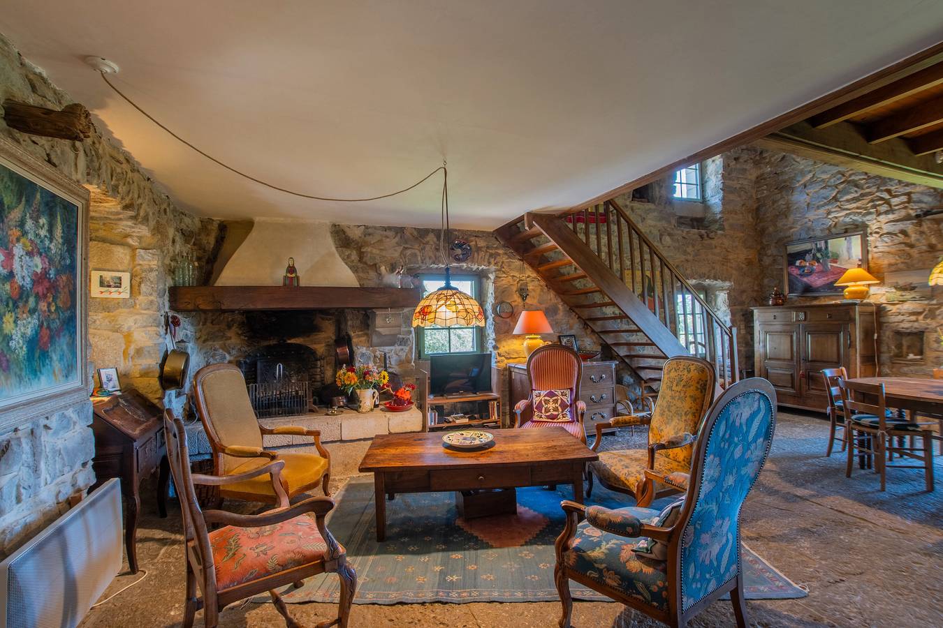 Villa 'L'Elzède' for 2–6 Guests with Mountain View, Private Pool, and Wi-Fi in Les Vans, Parc naturel régional des Monts d'Ardèche