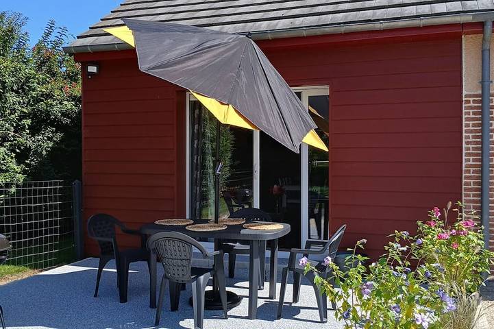 Gîte pour 4 personnes, avec terrasse à Avremesnil