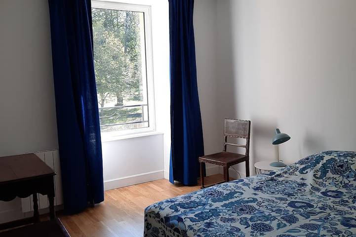 Location de vacances pour 6 personnes, avec terrasse à La Roche-en-Brenil - 4