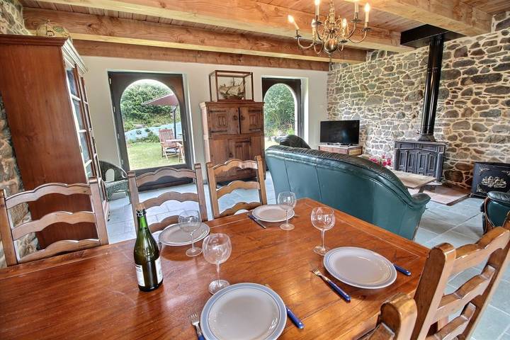 Gîte pour 6 personnes, avec jardin, animaux acceptés à Plougrescant - 3