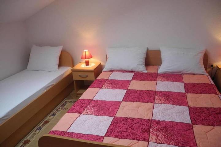 Ganze Wohnung, Ferienwohnungen Maca - Zablaće in Sibenik, Šibenik-Knin