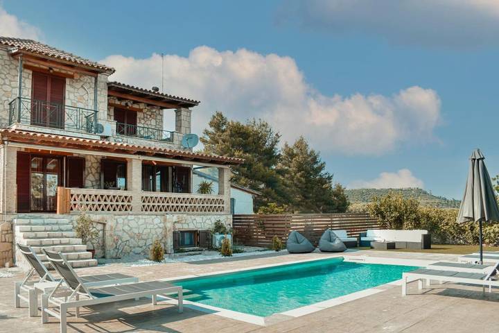 Villa für 2 Personen, mit Ausblick und Garten sowie Pool auf Zakynthos