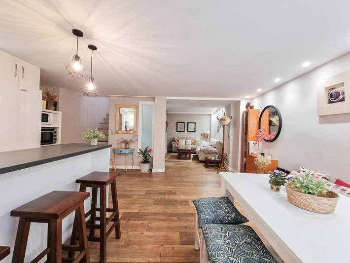 Casa de vacaciones para 6 personas, con vistas y balcón, Se admiten mascotas en Alcalá del Júcar