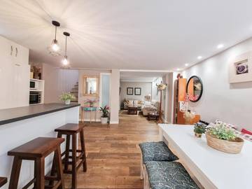 Casa de vacaciones para 6 personas, con balcón y vistas, Se admiten mascotas en La Manchuela