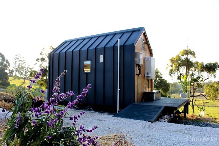 Cottage for 2 people, with balcony and garden in Tasmania