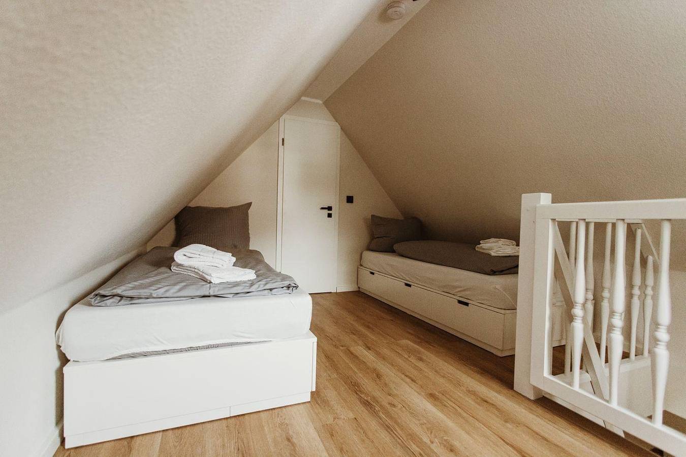 Entire holiday apartment, Harzcharlet Brockenbahn - Ganzes Haus in Elend, Harzvorland