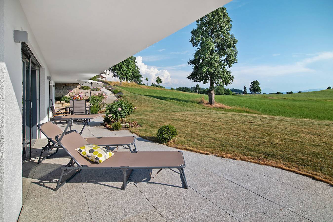 Ganze Wohnung, Ferienwohnung 'Landschaftstraum Am Bodensee' mit Bergblick, privater Terrasse und Wi-Fi in Lindau, Bayerisch Schwaben