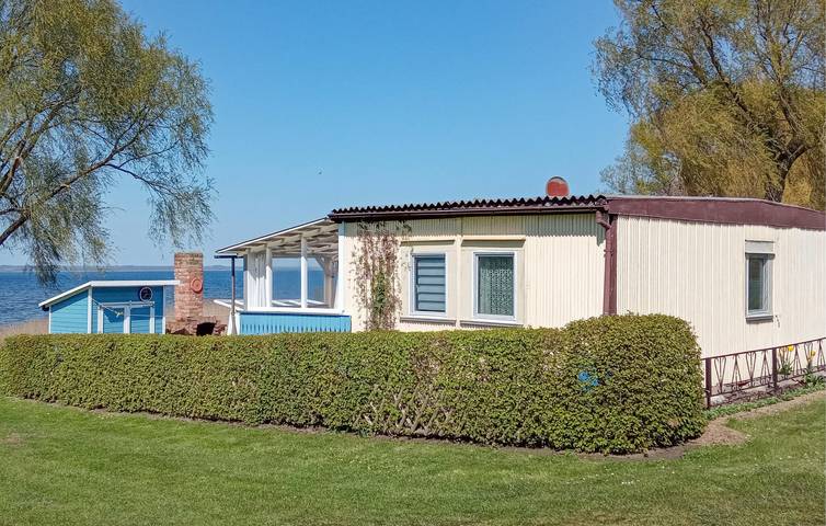 Bungalow für 3 Personen, mit Terrasse und Seeblick