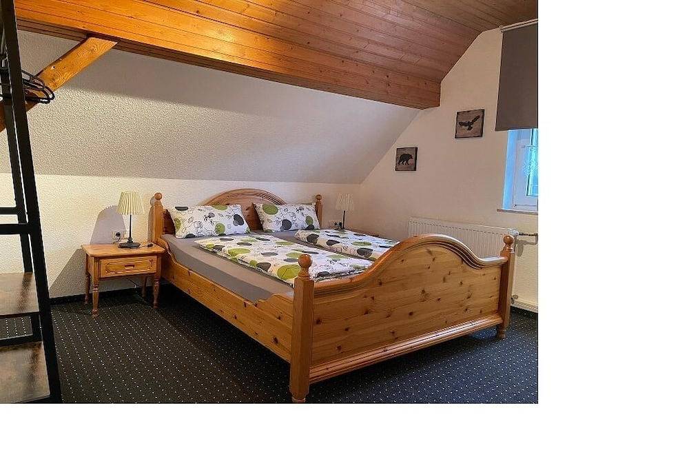 Ganze Wohnung, Gemütliche Ferienwohnung für 2- 4 Personen in Meinerzhagen, Märkischer Kreis