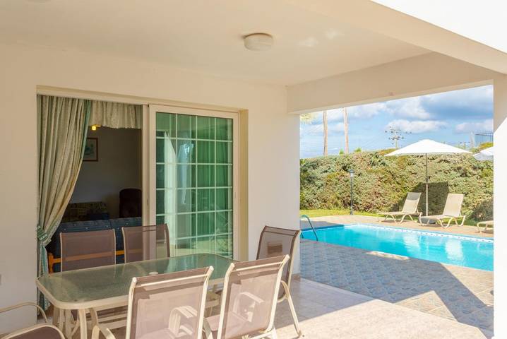 Villa für 6 Personen mit Garten in Πόλις Χρυσοχούς, Südzypern