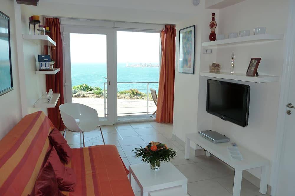 Appartement entier, Vue panoramique sur la Mer d'Iroise, ses phares, ses îles (Ouessant, Molène) in Le Conquet, Région de Brest