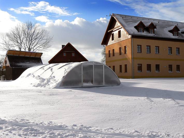 Ferienwohnung für 4 Personen, mit Garten und Ausblick sowie Terrasse, mit Haustier in der Böhmische Schweiz