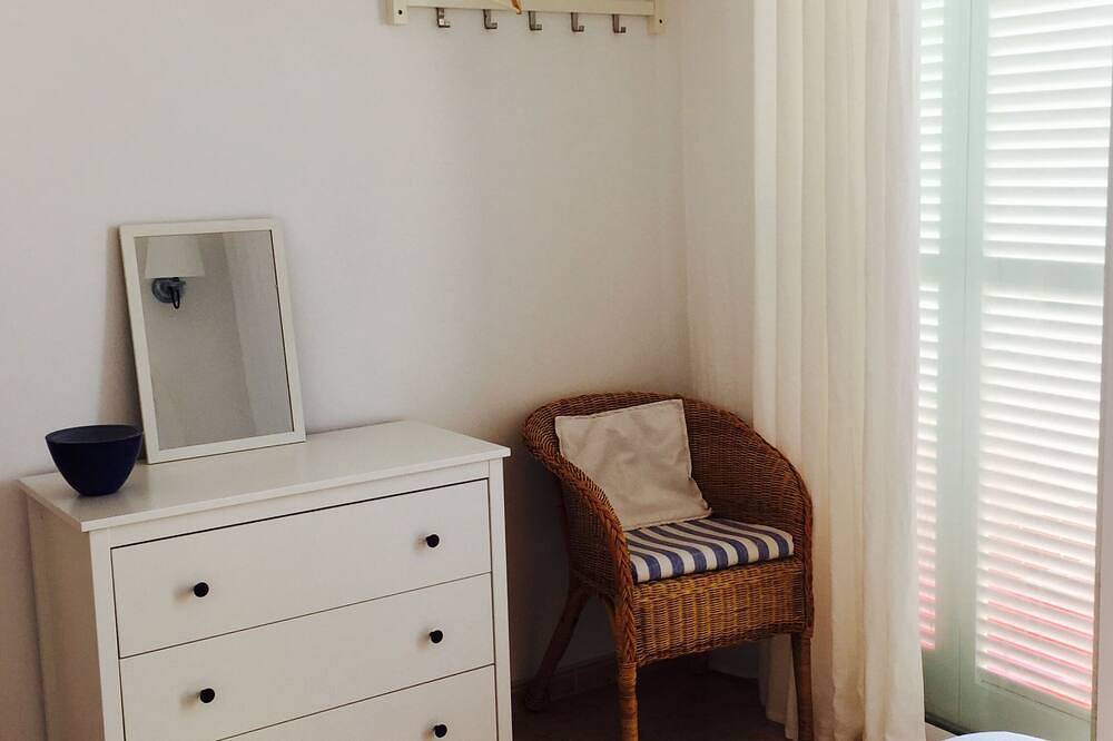 Apartamento entero, Apartamento con encanto en la Colonia de St Jordi, ¡A dos minutos de la playa ! in Playa d'es Port, Ses Salines