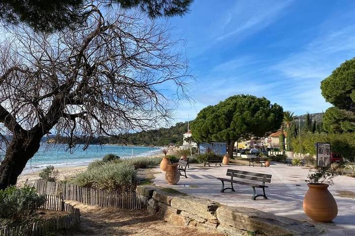 Location de vacances pour 4 personnes, animaux acceptés dans Cavalière