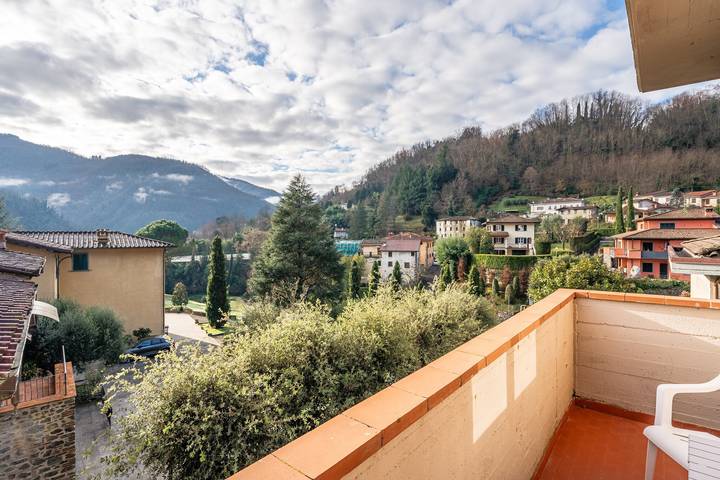 Appartamento per 7 persone, con balcone a Bagni di Lucca
