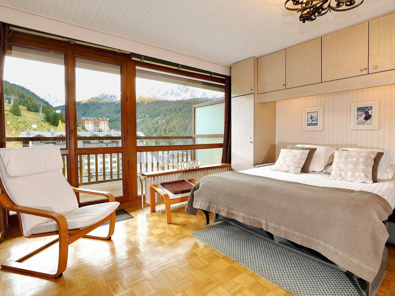 Entire studio, Renovated Studio Courchevel 1650 - Ski-in/Ski-out in Courchevel 1650 (Moriond), Saint-Bon-Tarentaise