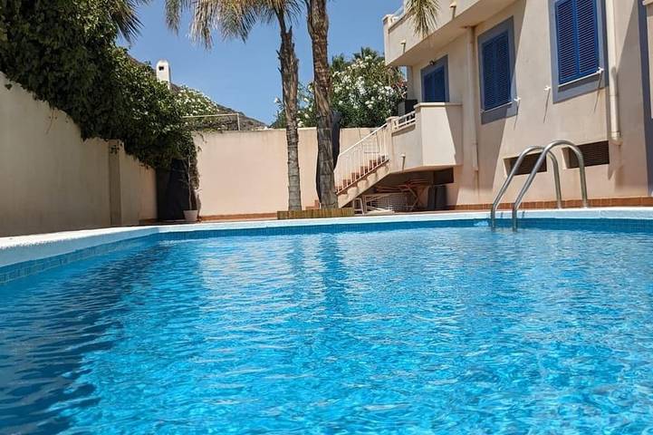 Apartamento de vacaciones para 4 personas, con piscina y balcón - 1