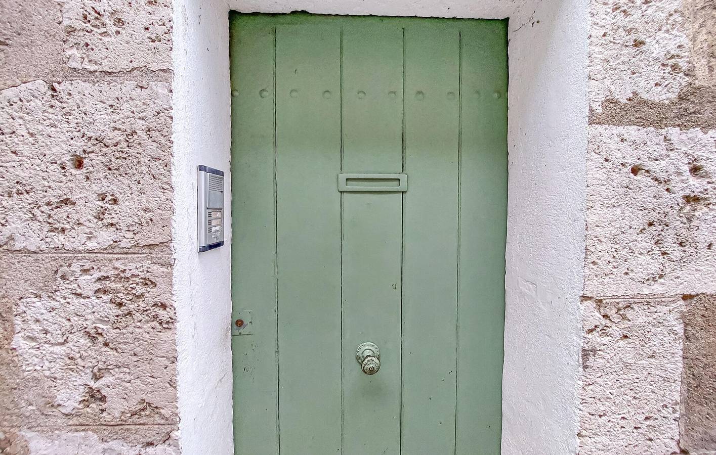 Geheel vakantieappartement, Charmant appartement op de bovenverdieping, vlak bij restaurants en de natuur in Blois, Blois en omgeving