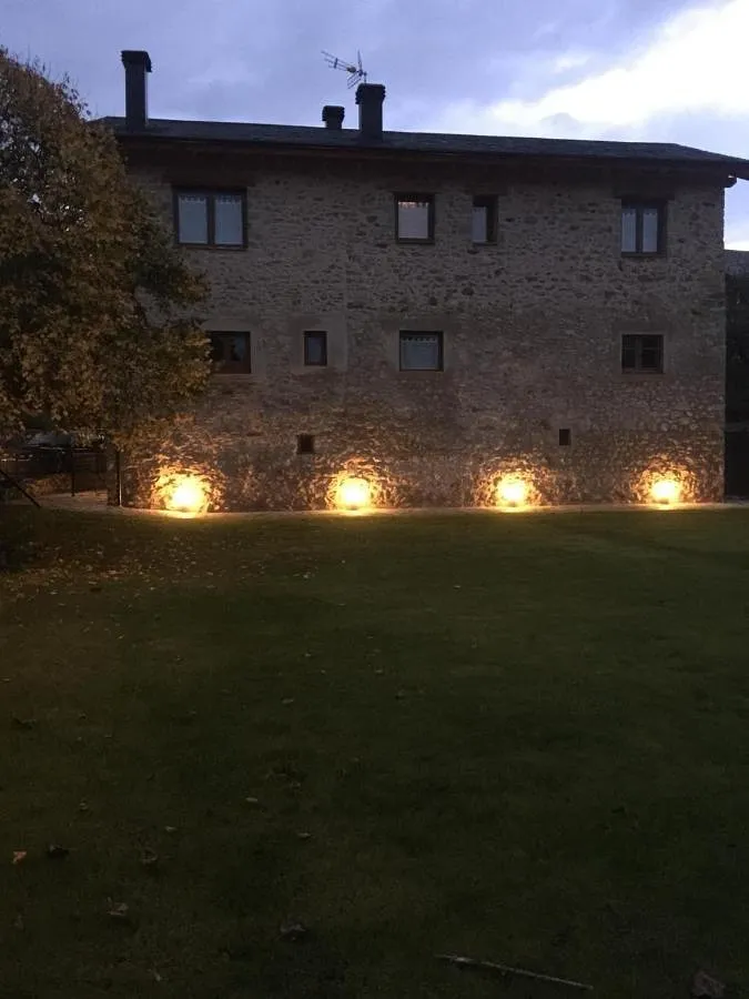 Landhaus für 12 Personen, mit Ausblick und Garten, mit Haustier - 1
