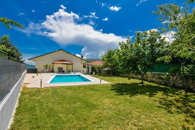 Villa Tea in Imotski, private pool in Imotski, Makarska Riviera