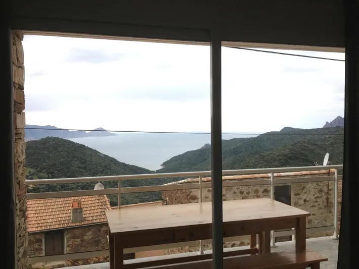 Villa für 9 Personen, mit Ausblick und Garten - 1