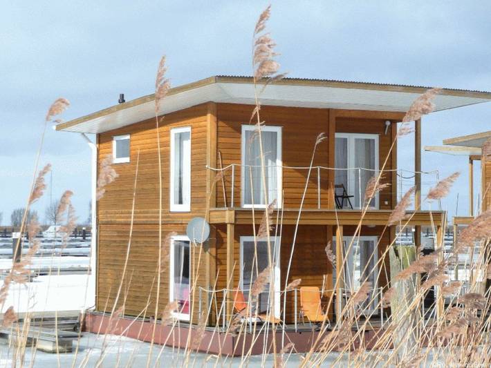 Ferienhaus für 4 Personen, mit Seeblick und Balkon, kinderfreundlich in Kröslin