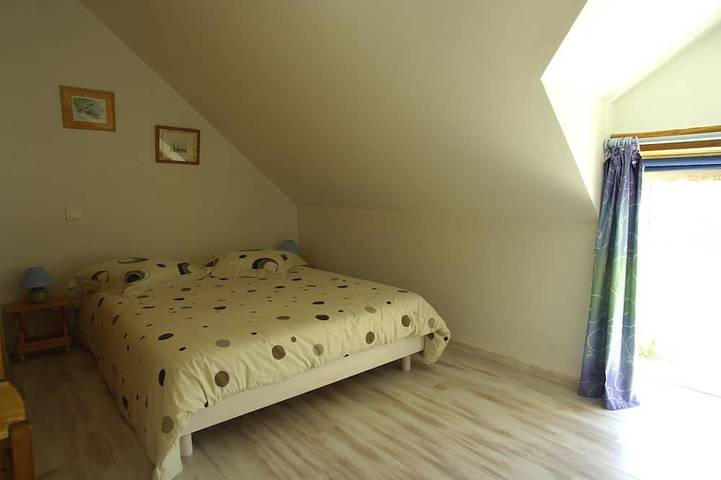 Gîte pour 10 personnes, avec jardin et terrasse à Saint-Lyphard - 3