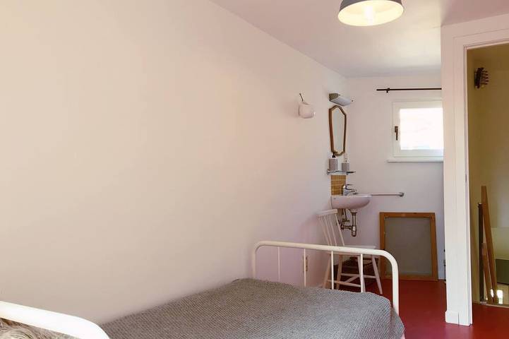 New trendy house 5 min from shopping streets in Bruges, West Flanders