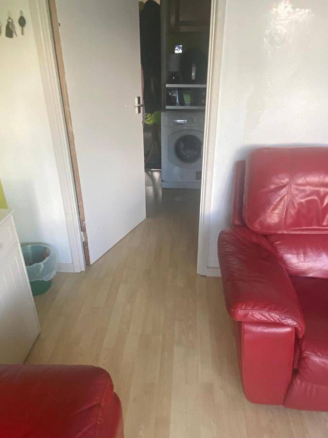 Entire holiday apartment, Standard Double Room in Swindon, North Wessex Downs