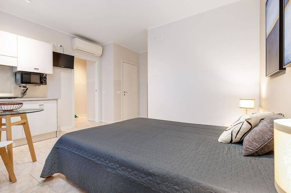 Entire apartment, Residence Bonomelli app. 12 studio apartment in Bergamo, Bergamo Province