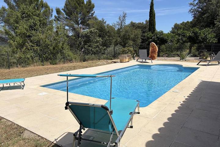 Villa pour 8 personnes, avec piscine et jardin à Flayosc