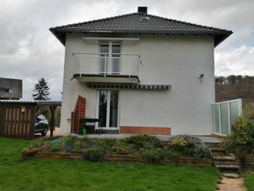 Ferienwohnung für 2 Personen, mit Balkon und Ausblick sowie Garten, kinderfreundlich in Hann. Münden