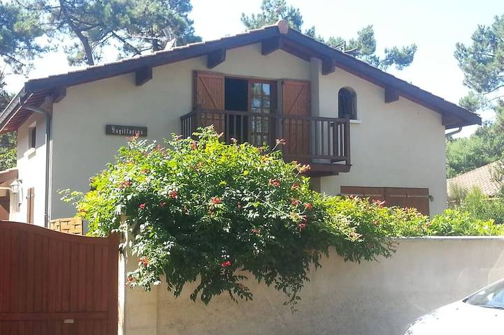 Gîte pour 5 personnes, avec jardin dans Plage Des Americains Cap Ferret