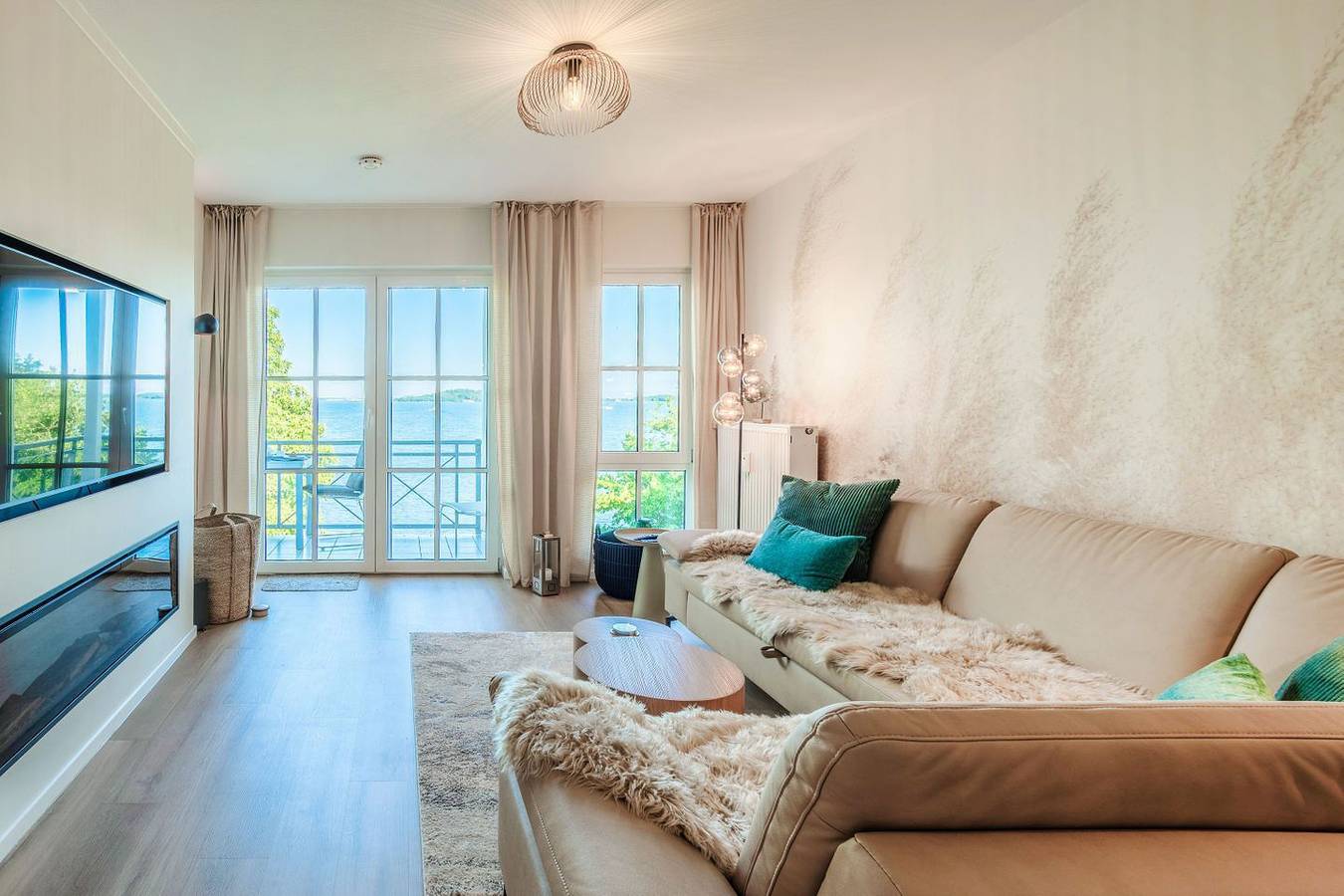 Ganze Wohnung, Moderne Ferienwohnung mit traumhaftem Meerblick - Villa Vilmblick Nr. 21 in Lauterbach (Rügen), Putbus