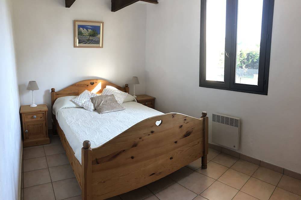 Villa avec piscine à St Didier in Saint-Didier, Parc naturel régional du Mont-Ventoux