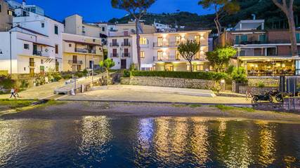 Cottage pour 3 personnes, avec jardin et terrasse à Massa Lubrense