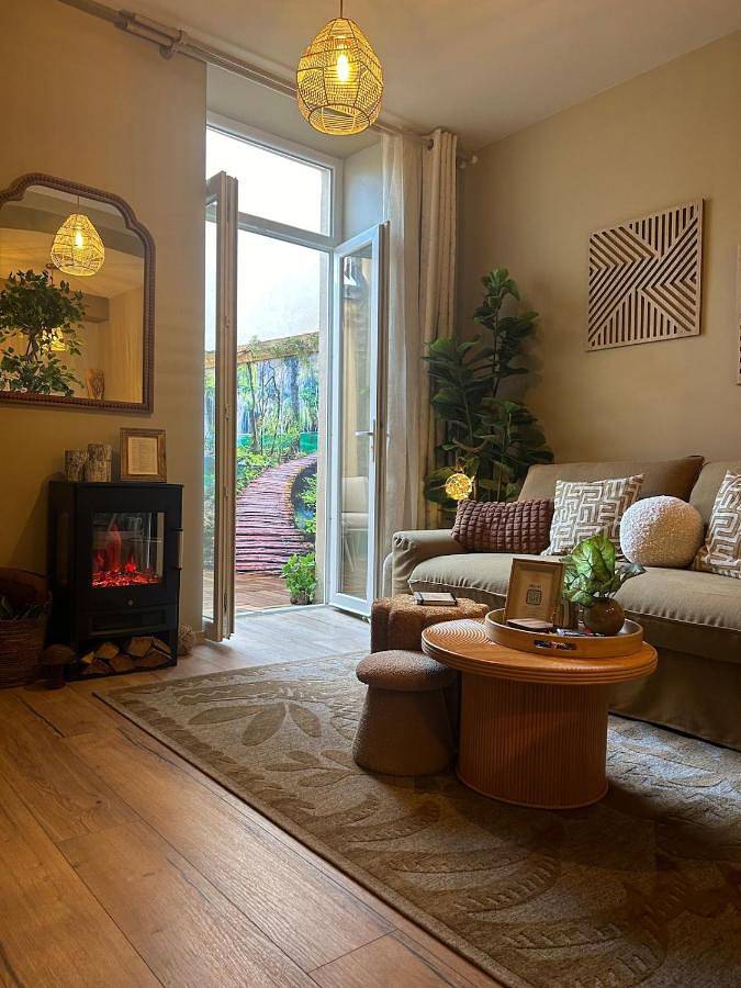 Appartement entier, Le Cottage, T2, Hyper center, Terrasse in Mâcon, Région de Mâcon