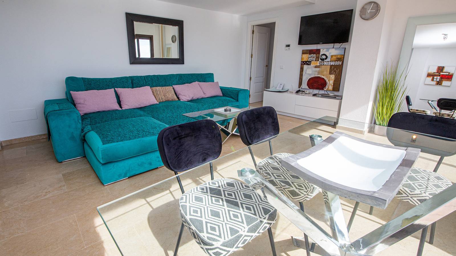Entire apartment, Marina Real 433 in Playa Gaviotas, Manilva